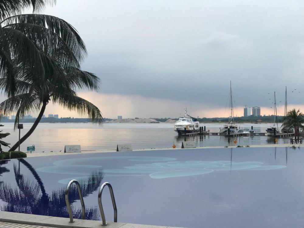 Cozy Home Country Garden At Dangabay Of Jb, Free Wifi And Streaming Johor Bahru Exterior foto