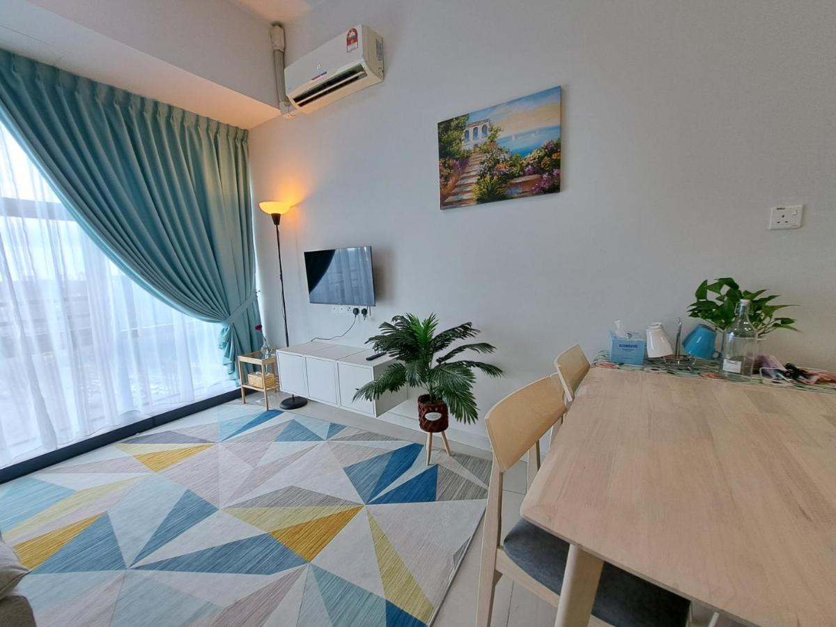 Cozy Home Country Garden At Dangabay Of Jb, Free Wifi And Streaming Johor Bahru Exterior foto