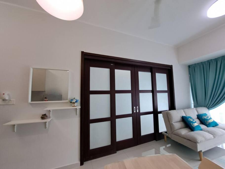 Cozy Home Country Garden At Dangabay Of Jb, Free Wifi And Streaming Johor Bahru Exterior foto