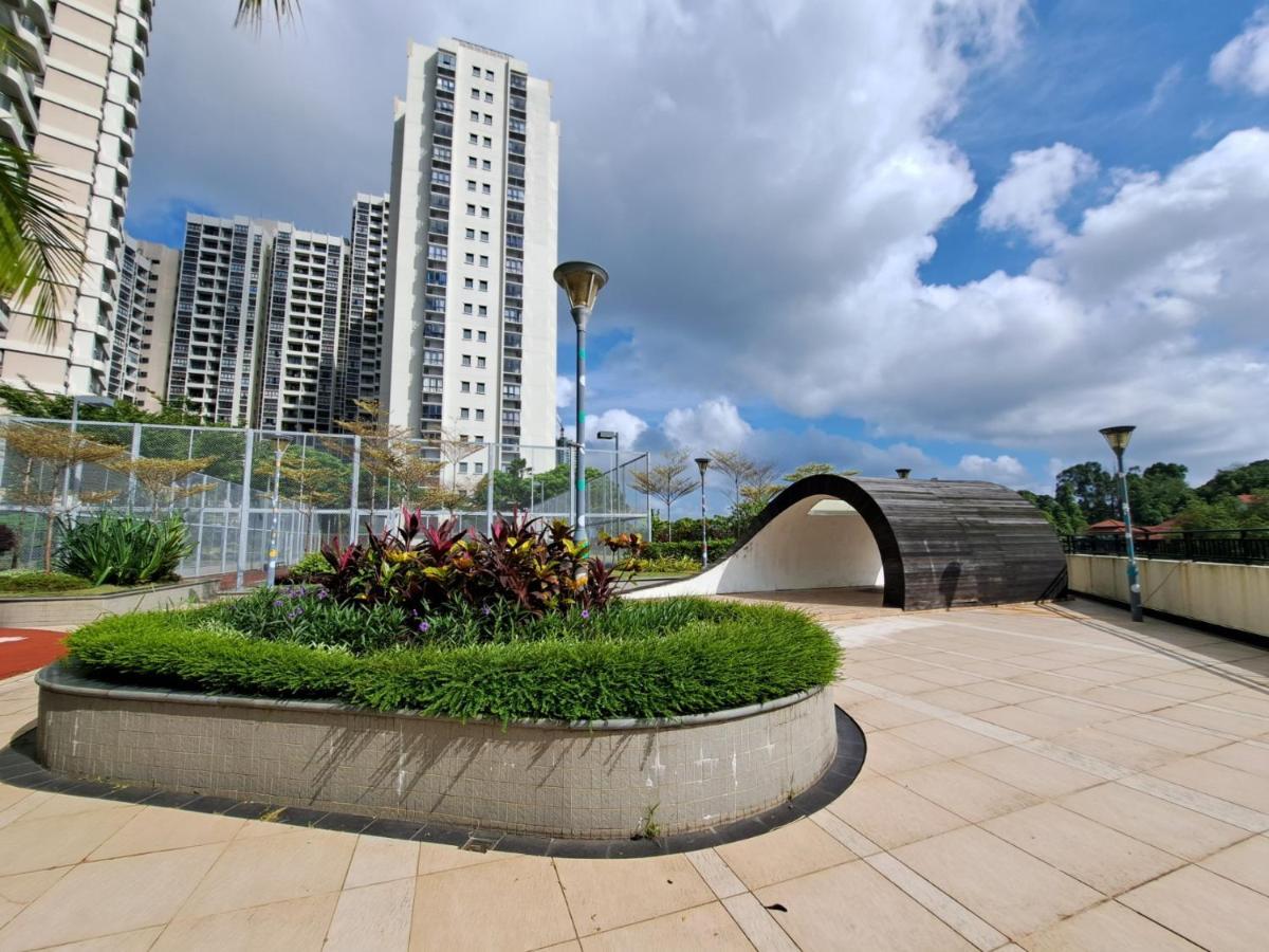 Cozy Home Country Garden At Dangabay Of Jb, Free Wifi And Streaming Johor Bahru Exterior foto