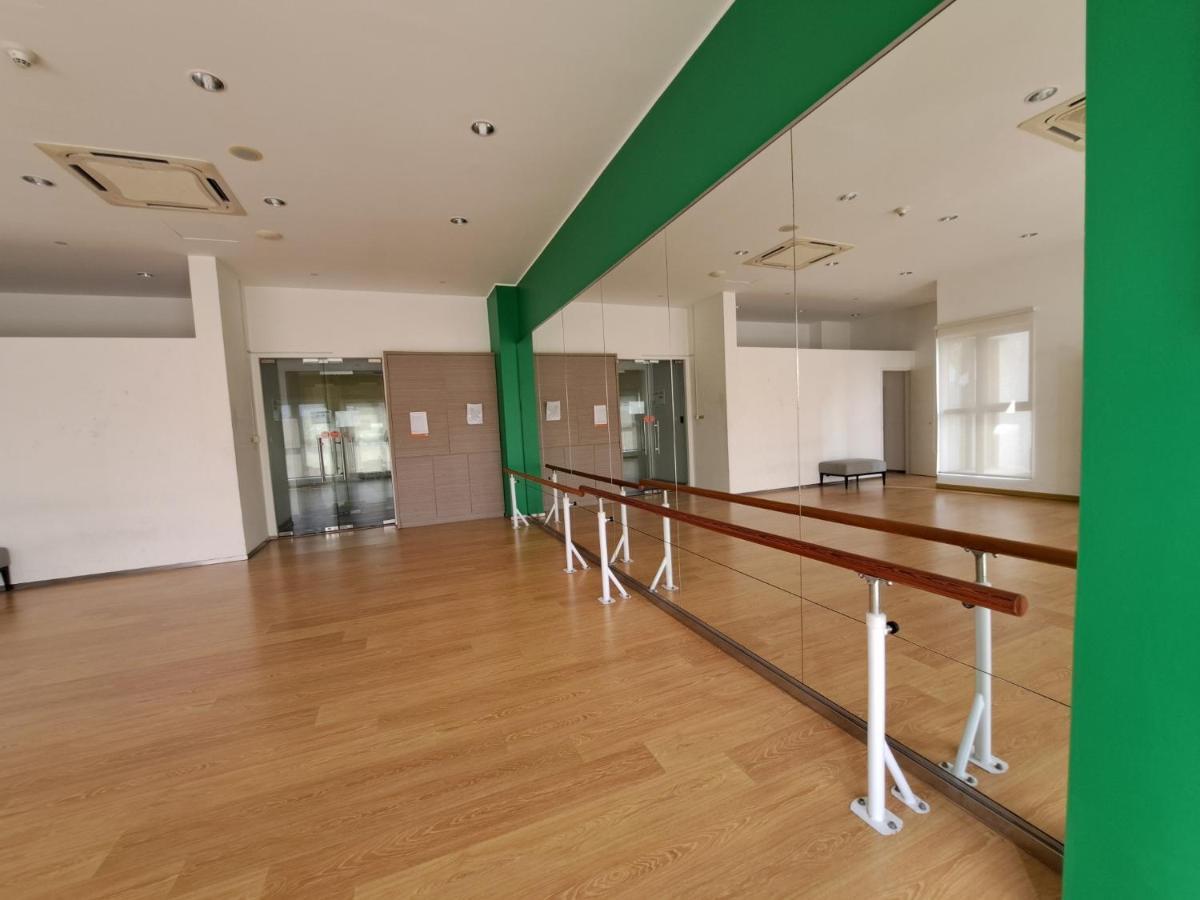 Cozy Home Country Garden At Dangabay Of Jb, Free Wifi And Streaming Johor Bahru Exterior foto